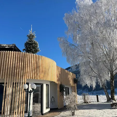 Fuchs Am * Maishofen